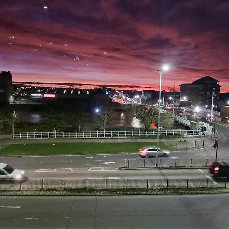 Entire Two Bedrooms Flat With Nice View H2 大雅茅斯 外观 照片